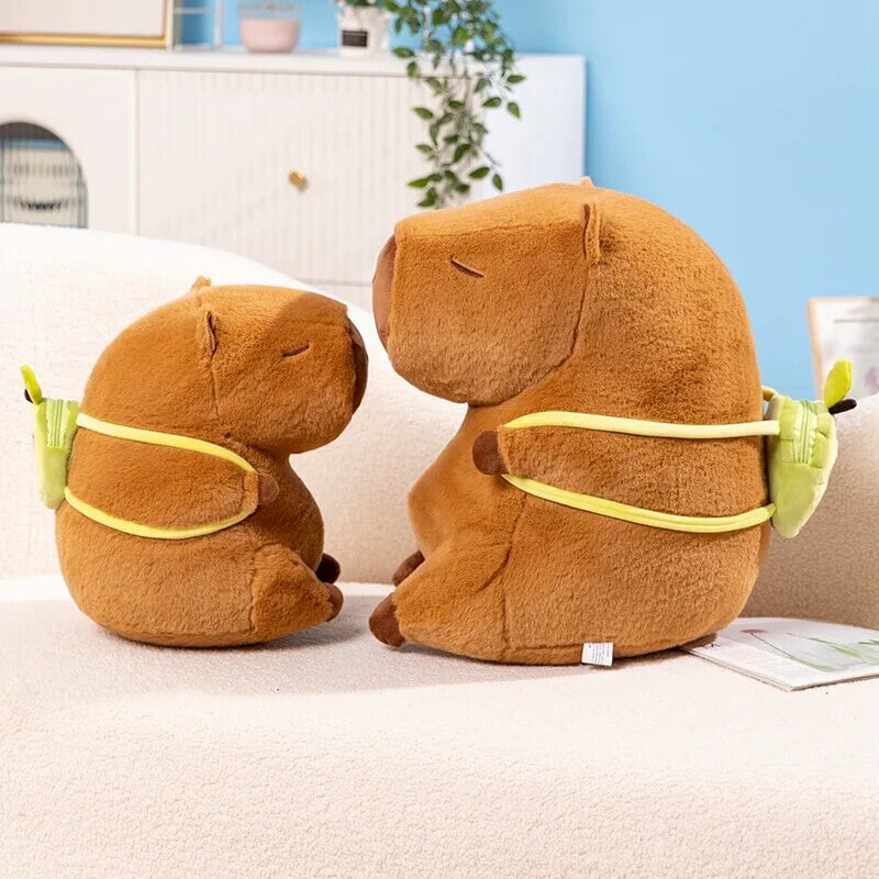 Pelúcia de Capivara Fofinha com Mochila de Abacate 🥰🥑