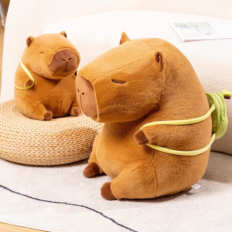 Pelúcia de Capivara Fofinha com Mochila de Abacate 🥰🥑